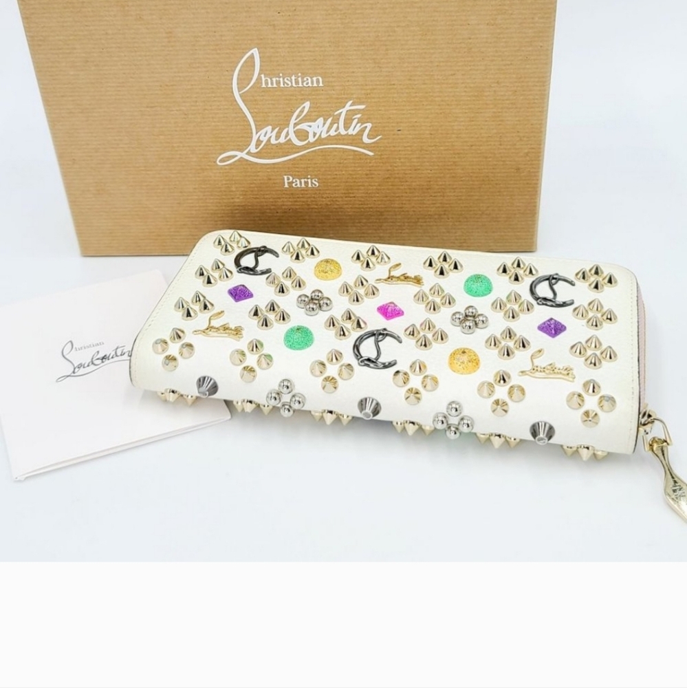 CHRISTIAN LOUBOUTIN Clutch White Studded Panettone Gold Spike Wallet
